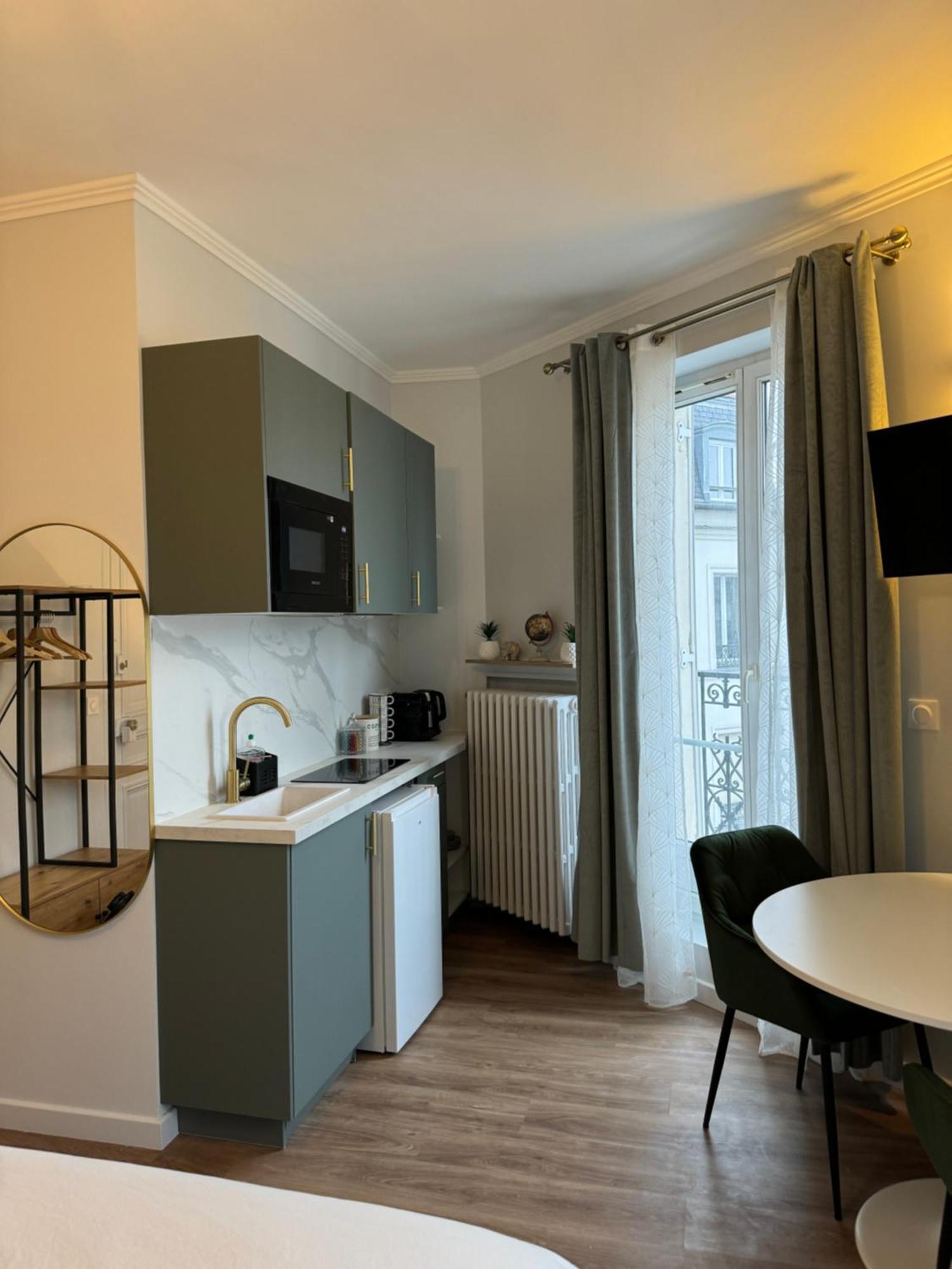 Studio De Charme Parisien Levallois-Perret Exterior foto