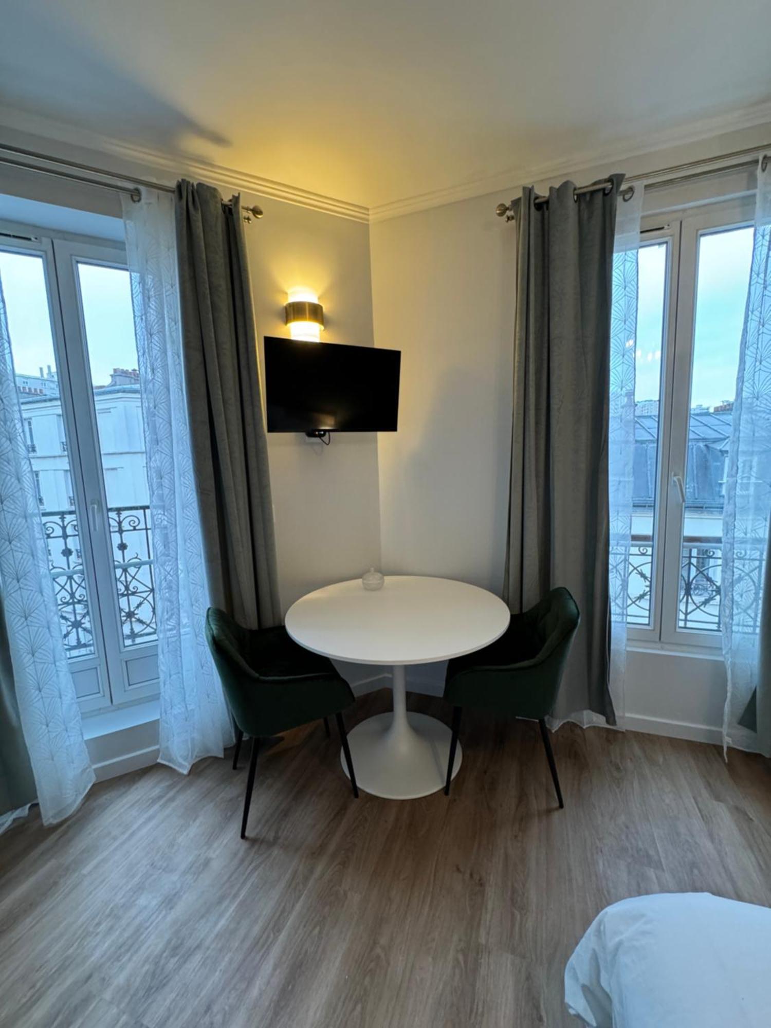 Studio De Charme Parisien Levallois-Perret Exterior foto