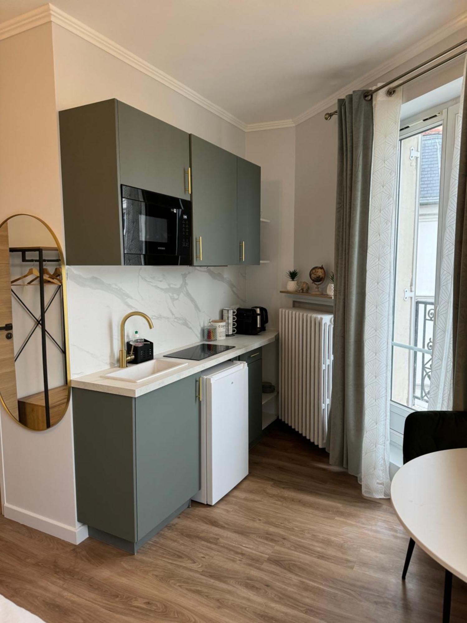 Studio De Charme Parisien Levallois-Perret Exterior foto