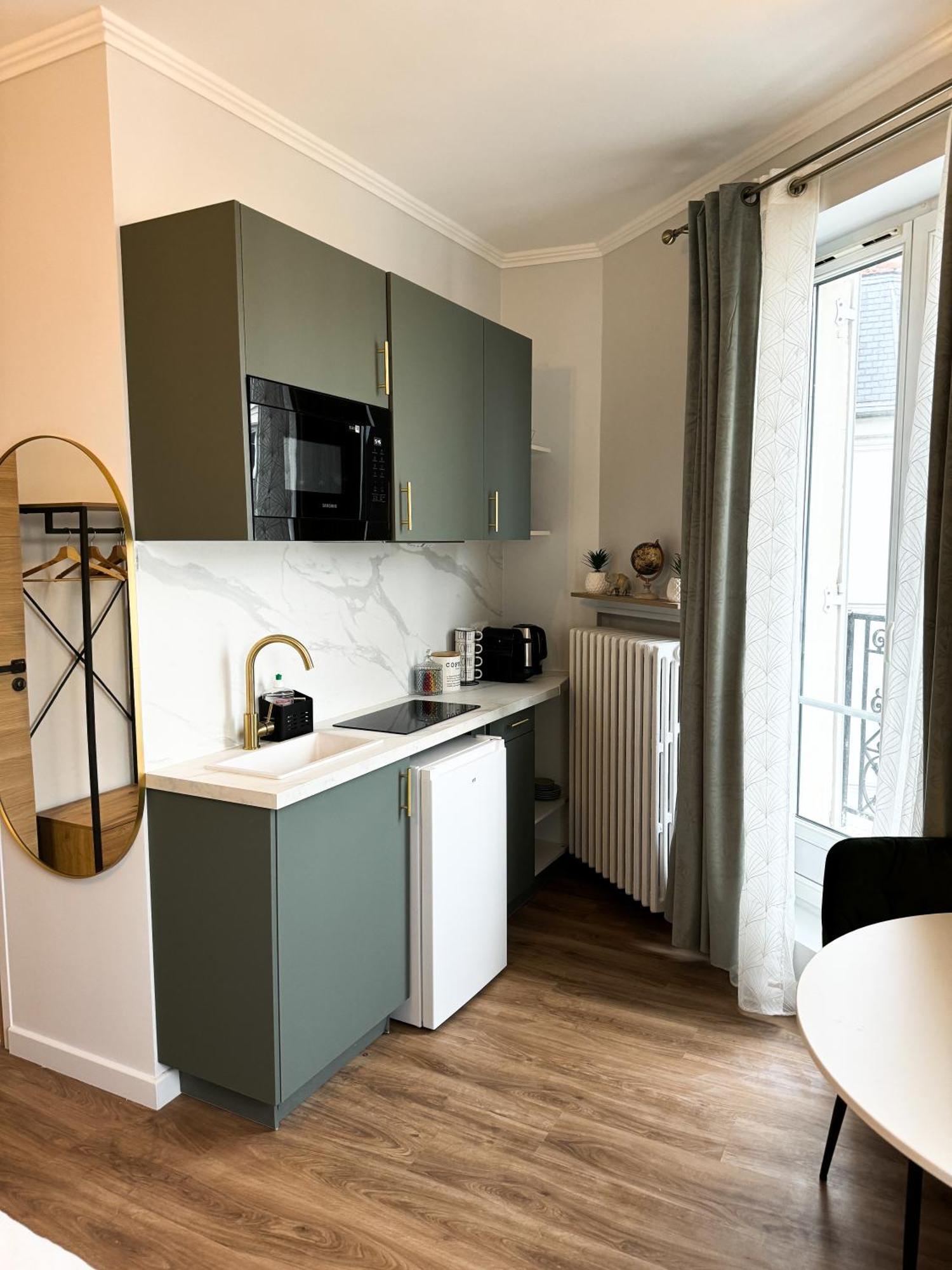 Studio De Charme Parisien Levallois-Perret Exterior foto